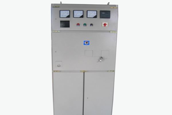 勐腊控制柜-使用3683控制柜前进行这些检查